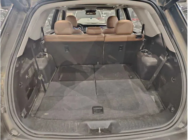 Car image 29