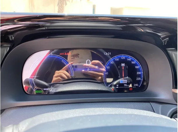 Car image 19