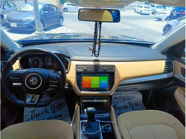 Car image 23