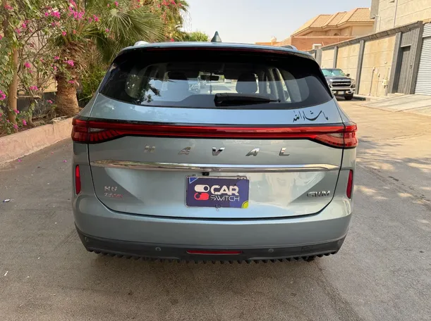 Car image 6