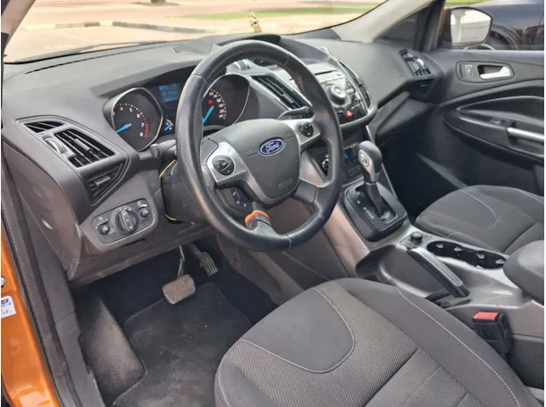 Car image 10