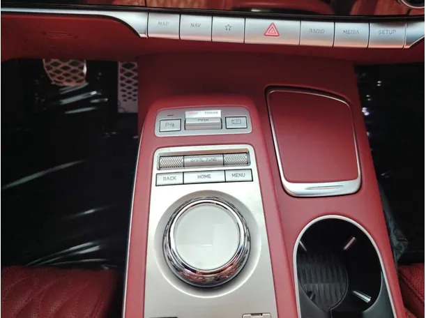 Car image 20
