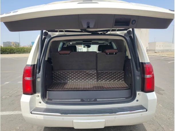 Car image 22