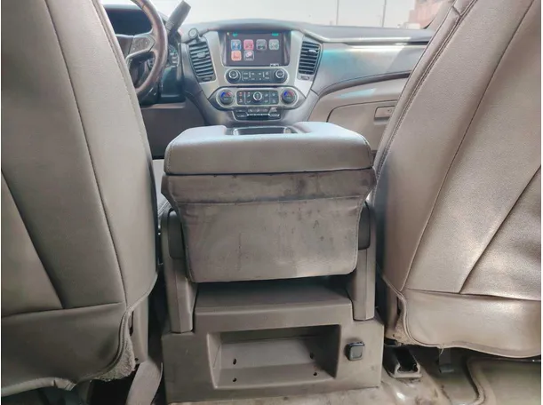 Car image 25