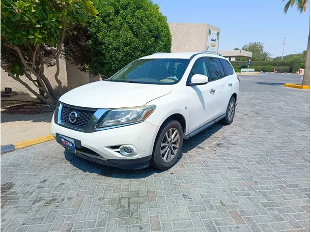 2014 نيسان باثفندر في الخبر