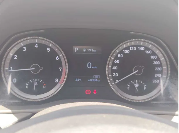 Car image 23