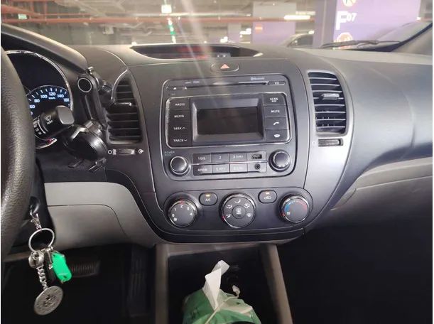Car image 20