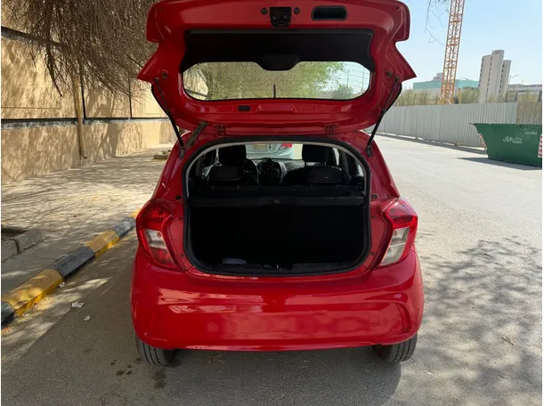 Car image 20