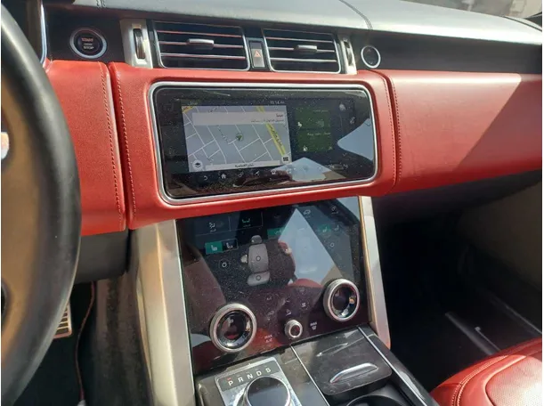 Car image 18