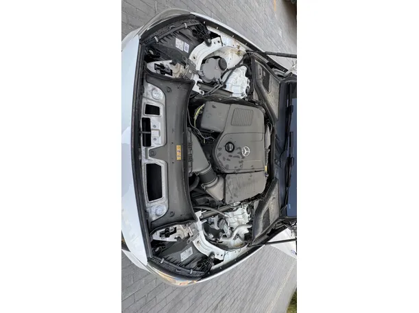 Car image 27