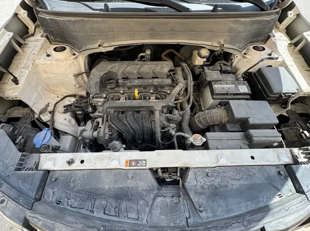 Car image 26