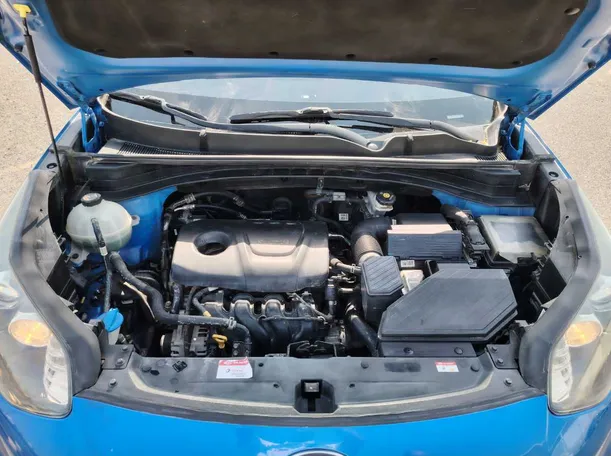 Car image 35