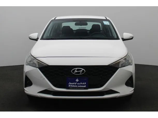 Car image 11