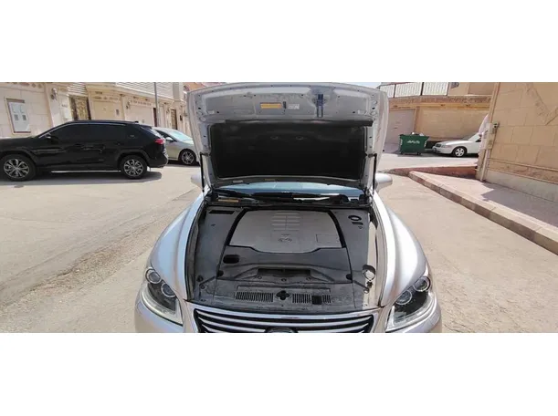 Car image 33
