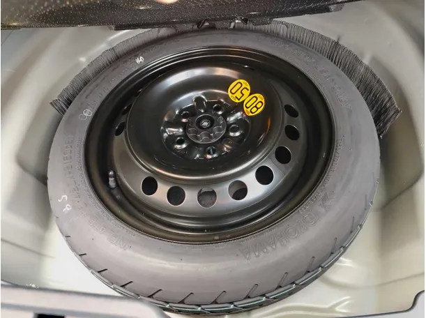 Car image 42