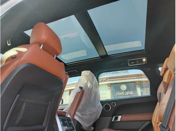 Car image 21