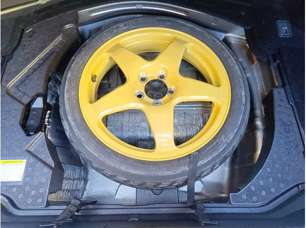 Car image 41