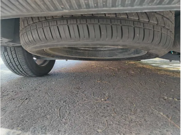 Car image 38