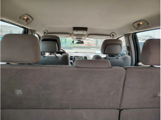 Car image 29