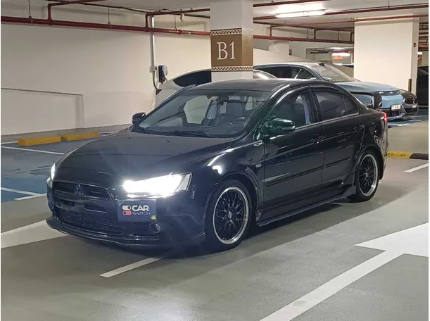 2015 Mitsubishi Lancer in Dubai