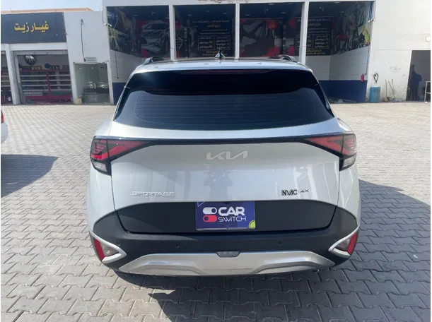 Car image 6