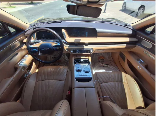 Car image 15