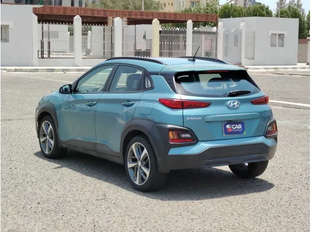 Car image 7