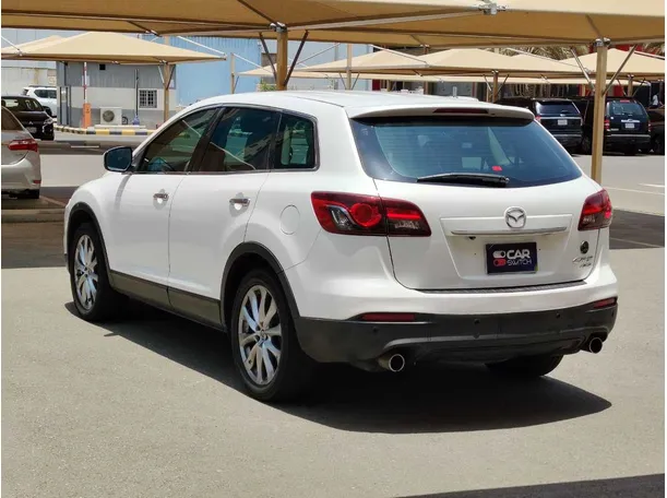 Car image 7