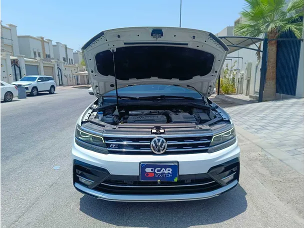 Car image 33