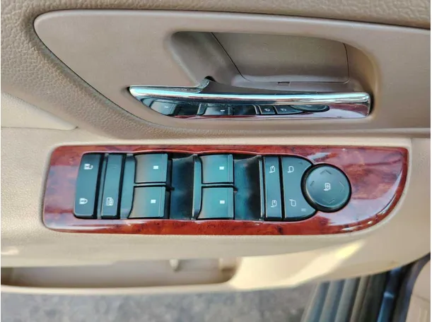Car image 37