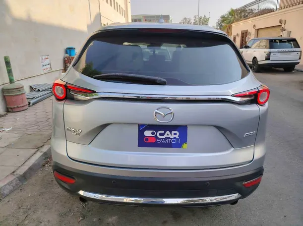 Car image 6