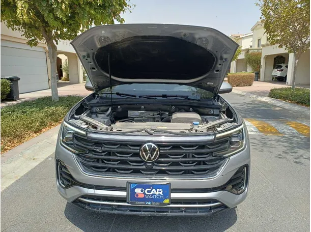 Car image 25