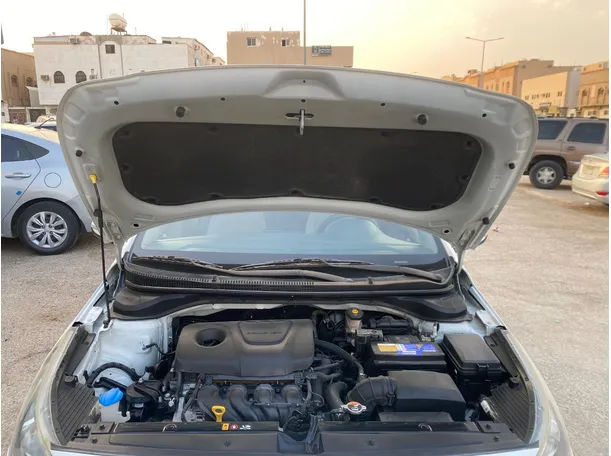Car image 23