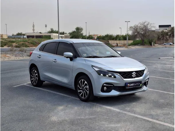 Car image 4