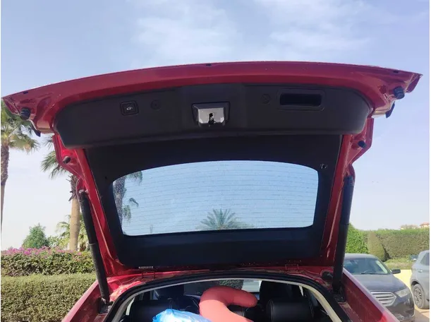 Car image 27