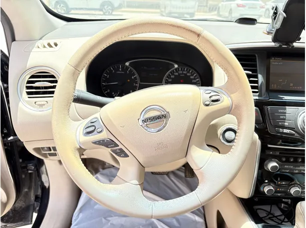 Car image 22