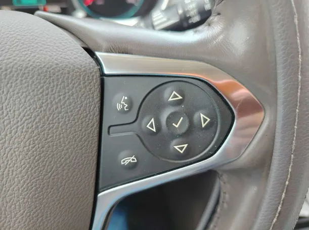 Car image 38