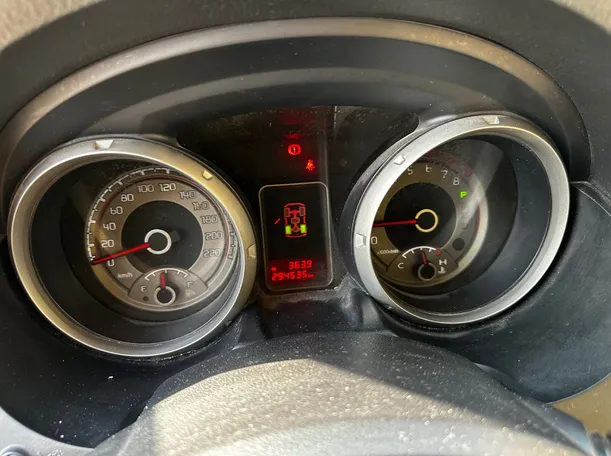 Car image 18