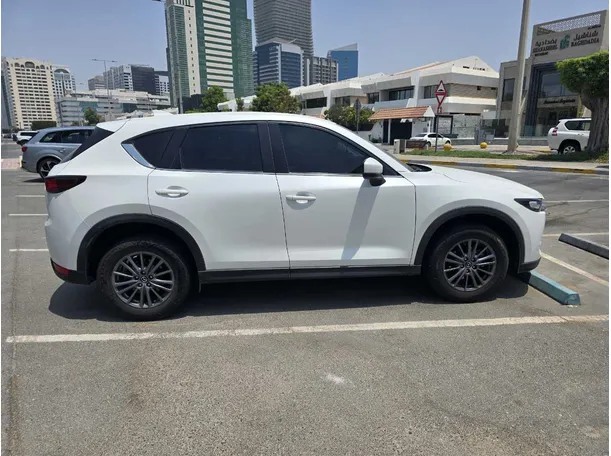 Car image 8