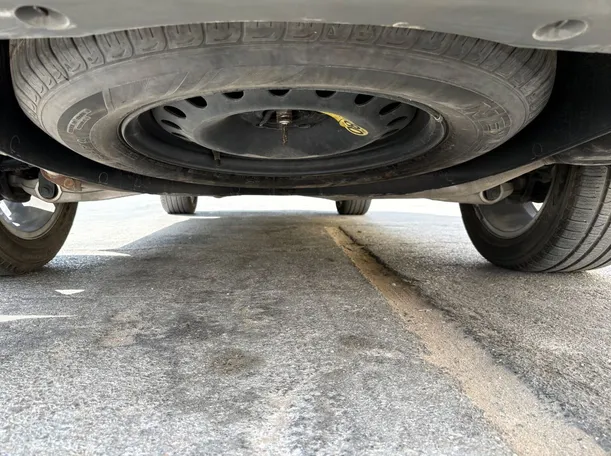 Car image 31
