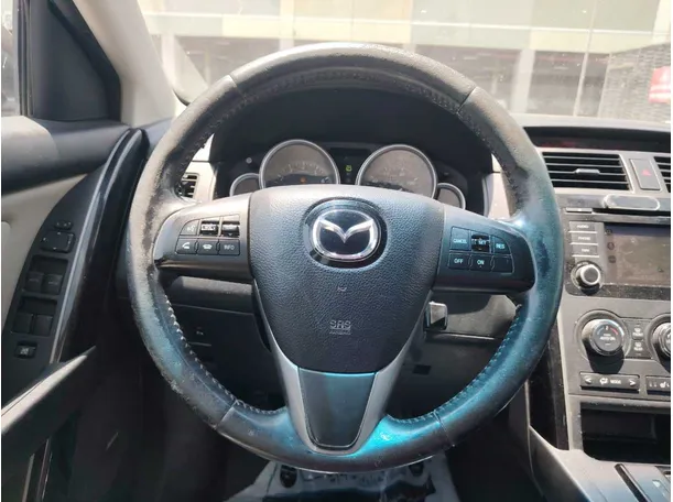 Car image 21