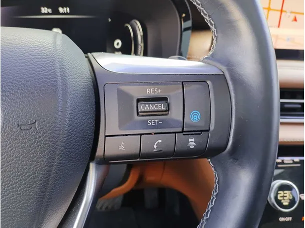 Car image 27