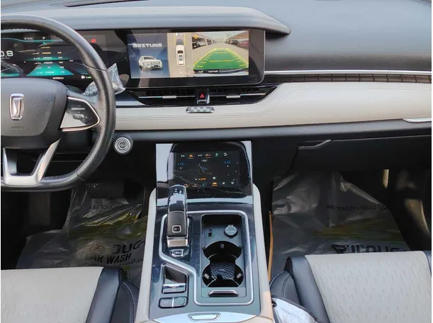 Car image 21