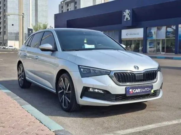 Car image 4