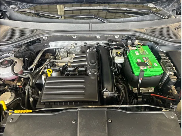Car image 20