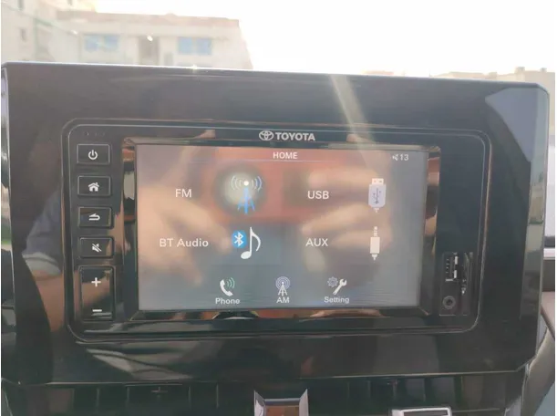Car image 27