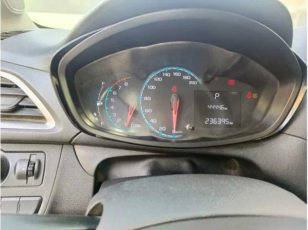 Car image 21