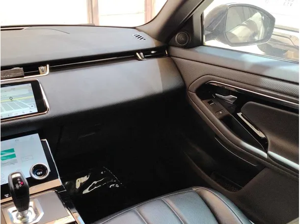Car image 21