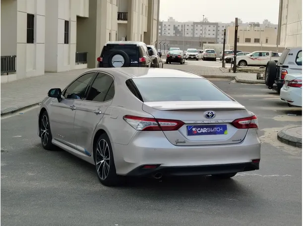 Car image 7