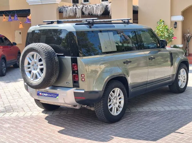 Car image 7